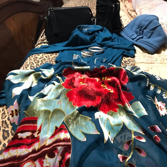 Style - Picture 2 of 3